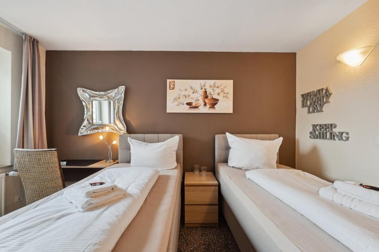 7O'Clock - Hotel Hannover Laatzen Bagian luar foto