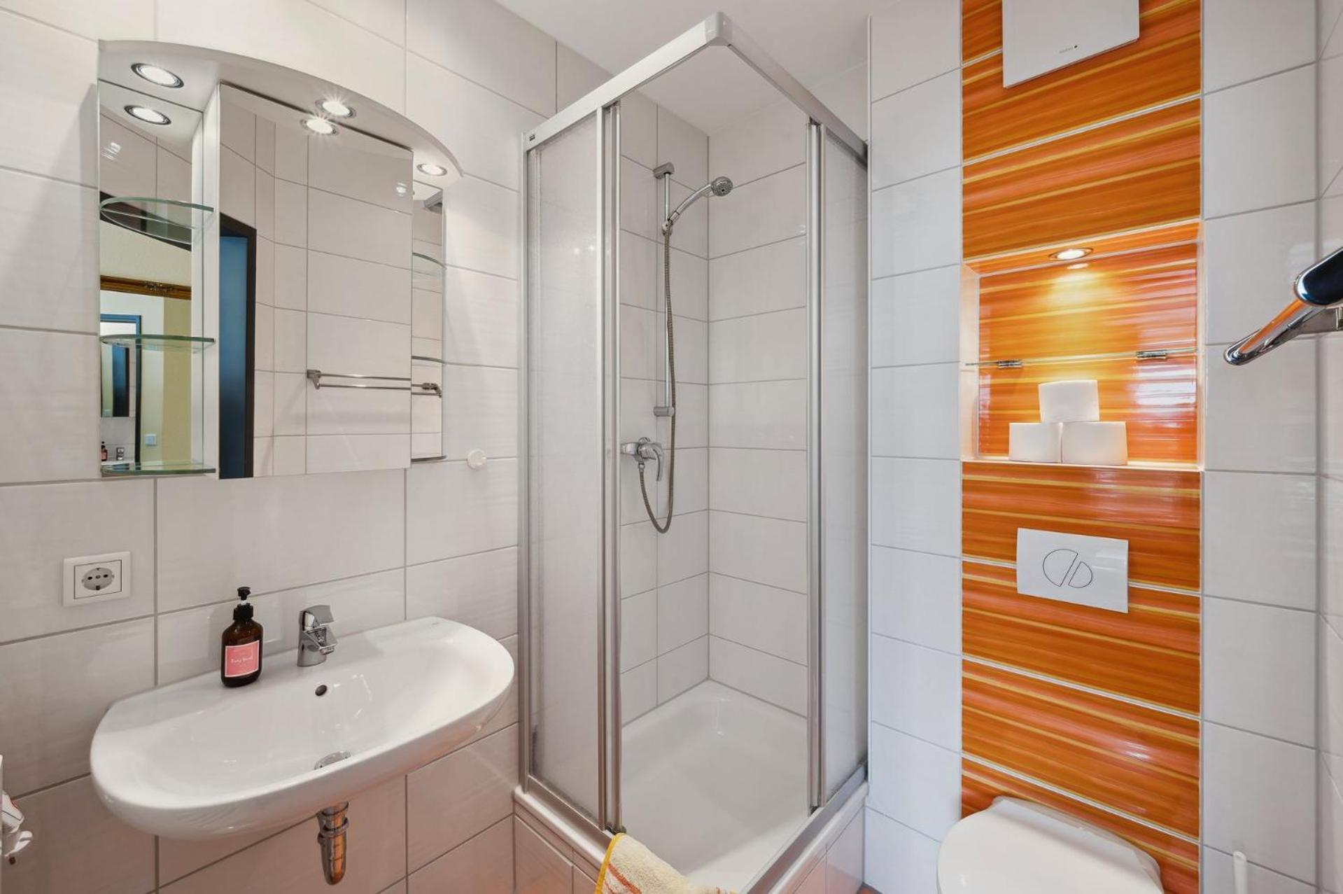 7O'Clock - Hotel Hannover Laatzen Bagian luar foto