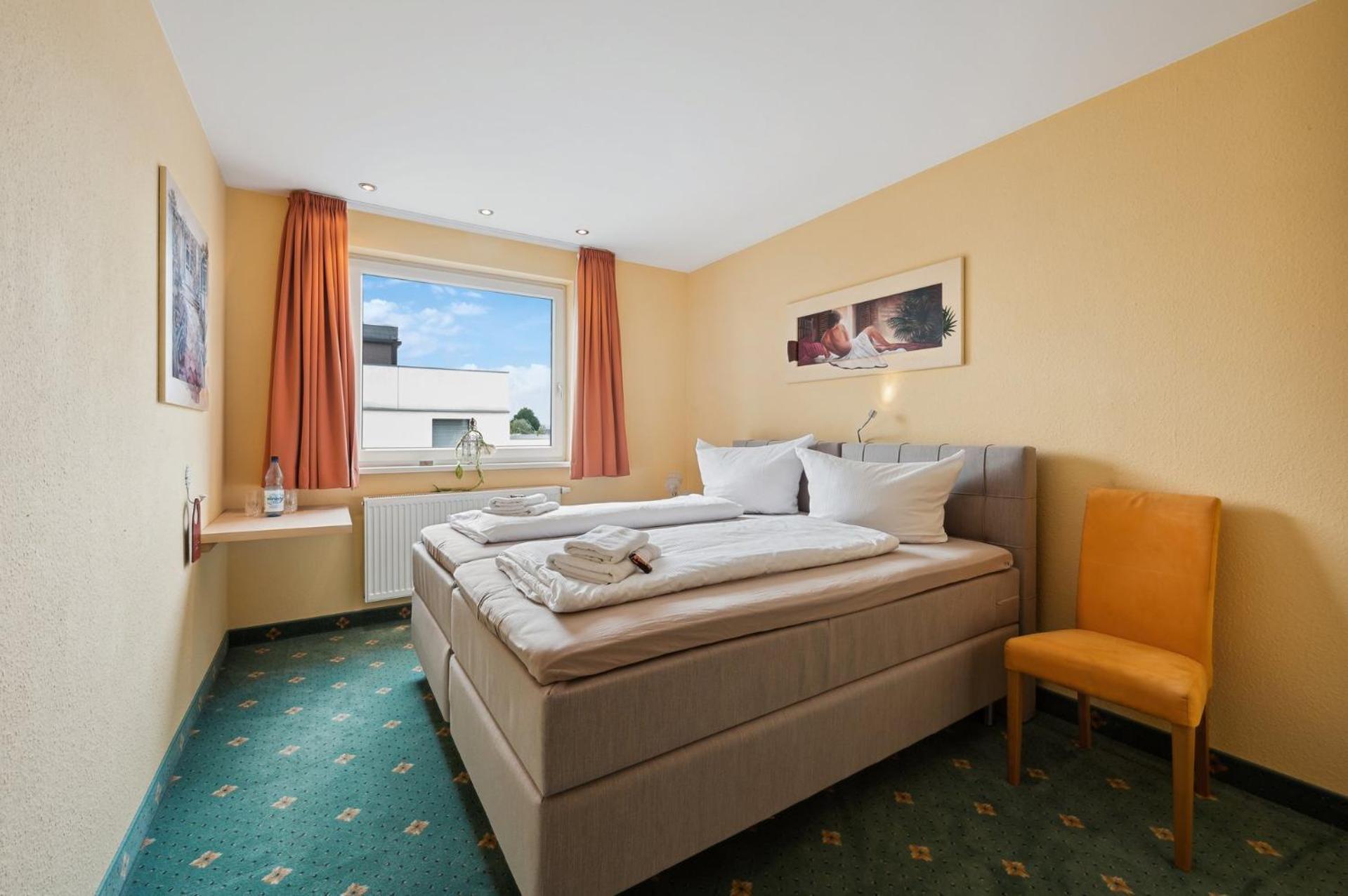 7O'Clock - Hotel Hannover Laatzen Bagian luar foto